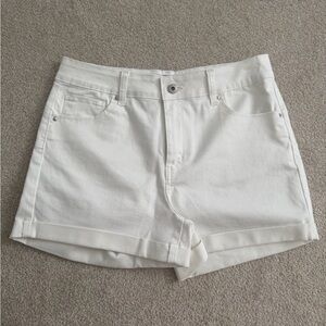 Wax Jean Women's Classic White Jean Shorts